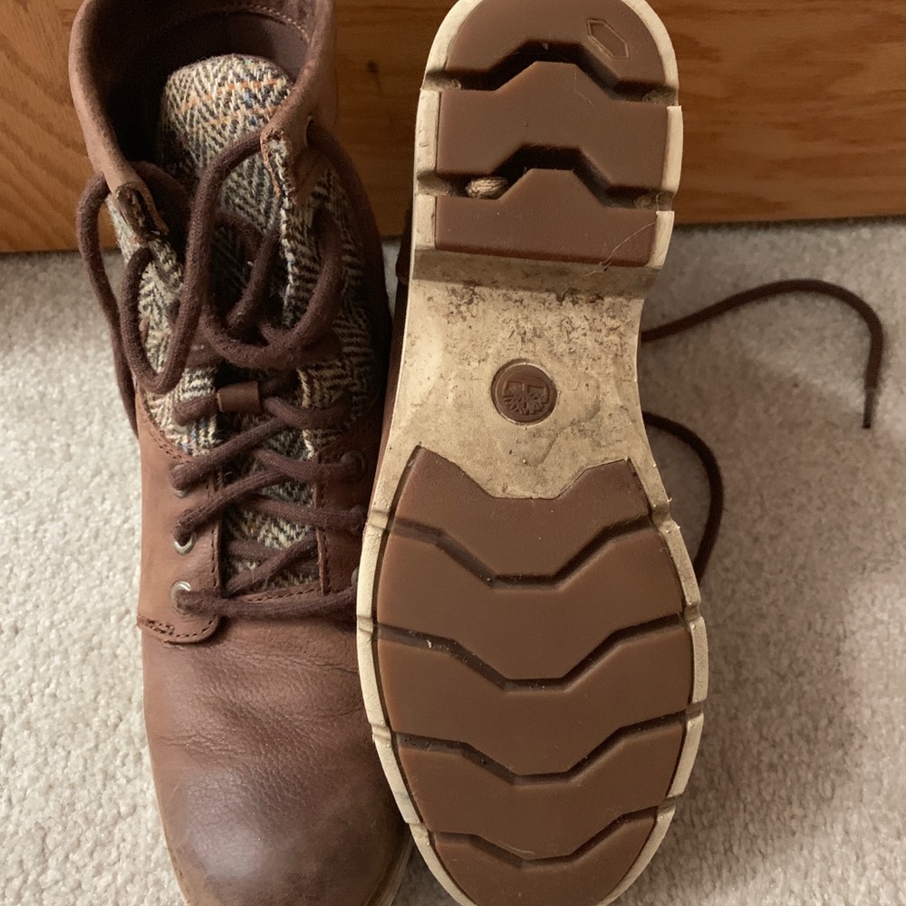 Timberlands- Brown And Pattern - image 3